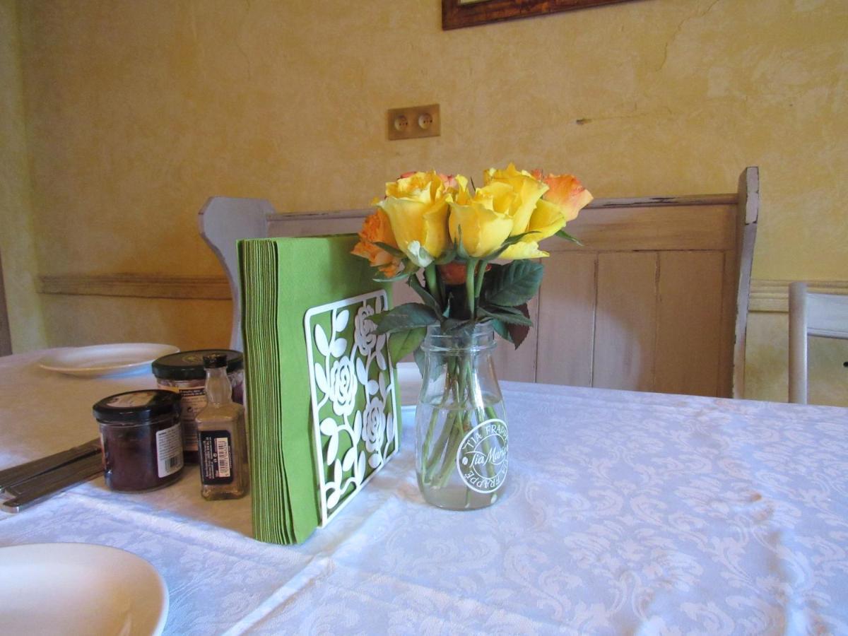 Les Deux Rives Bed & Breakfast Cierp Exterior photo
